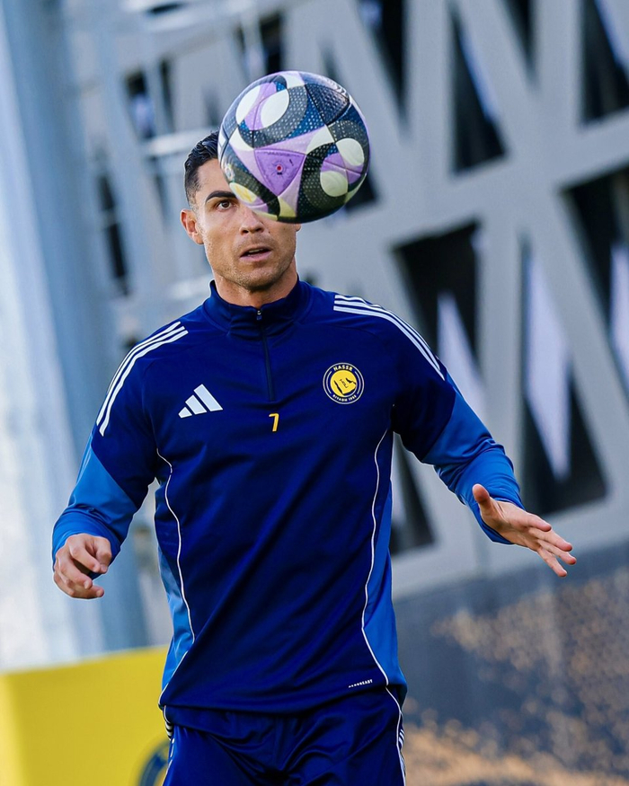 C罗肌肉拉伤后恢复训练 世界杯征程再添希望