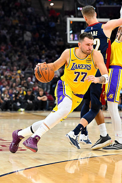 东契奇解禁回归 骑士胜率51.9% ESPN预测湖人48