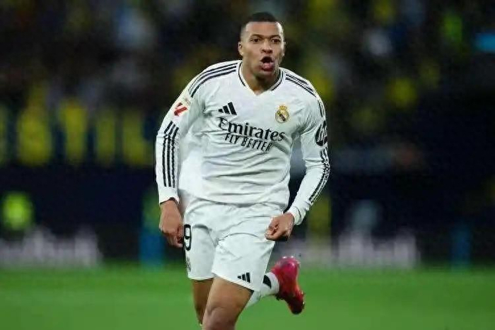 皇马首回合惨败拜仁 姆巴佩脱节成隐患 诺伊尔状