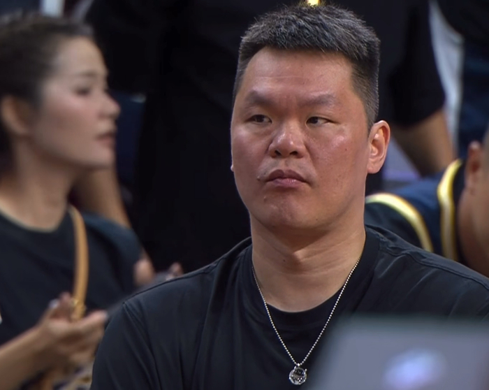 广东男篮力克广州晋级8强 阵容调整引热议